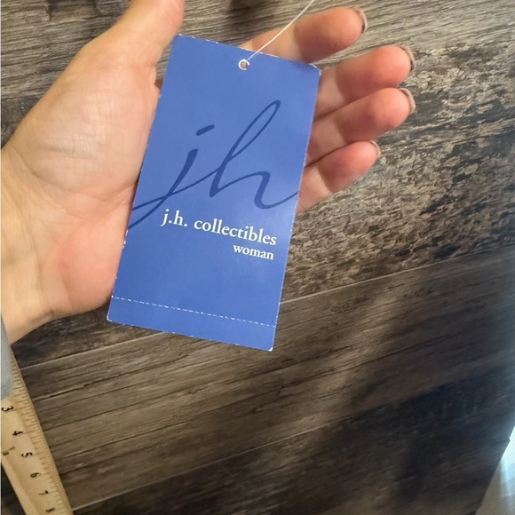 JM Collection Tan Turtleneck Sweater - Picture 5 of 8